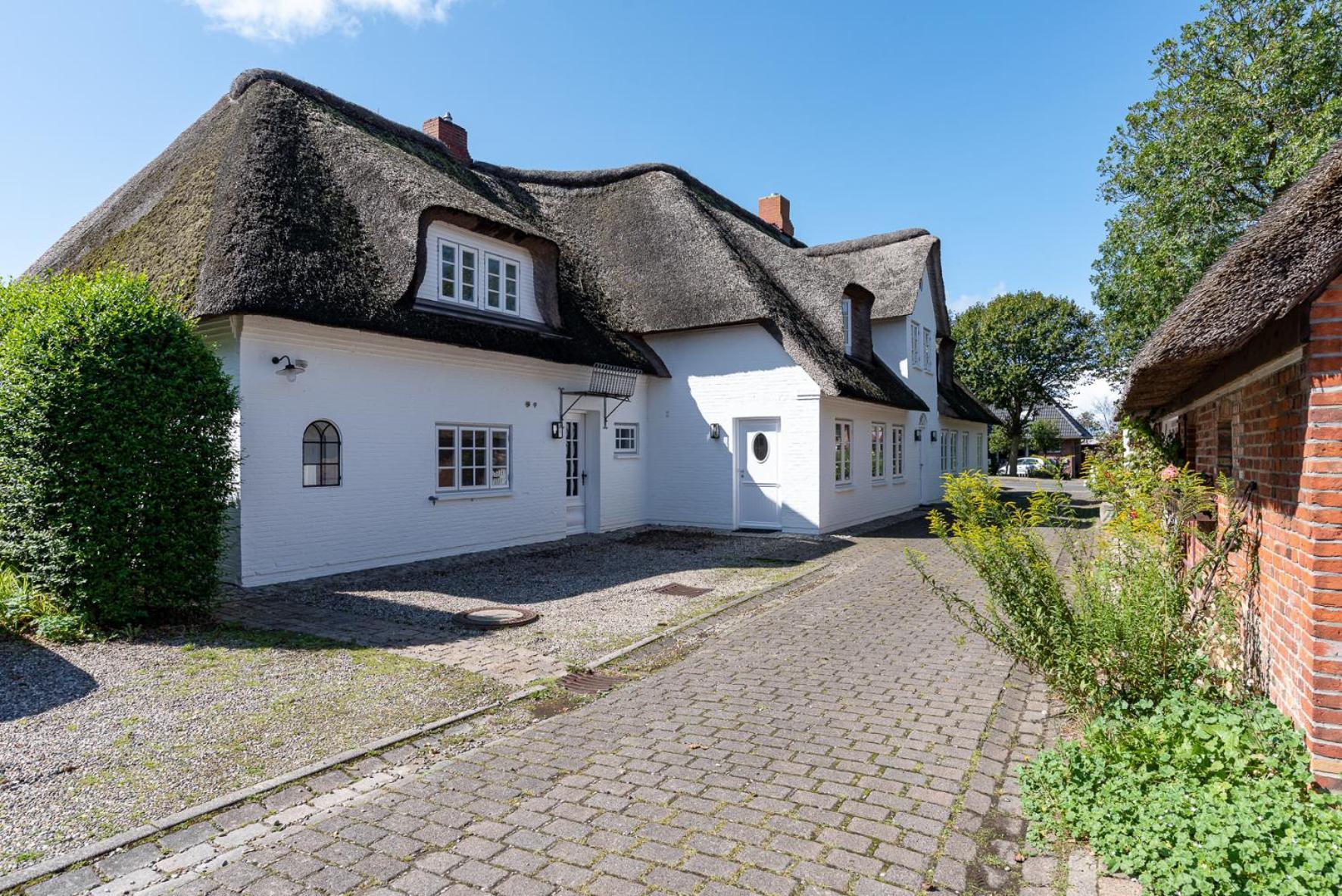 Kapitaenshaus Ost Villa Oldsum Eksteriør bilde